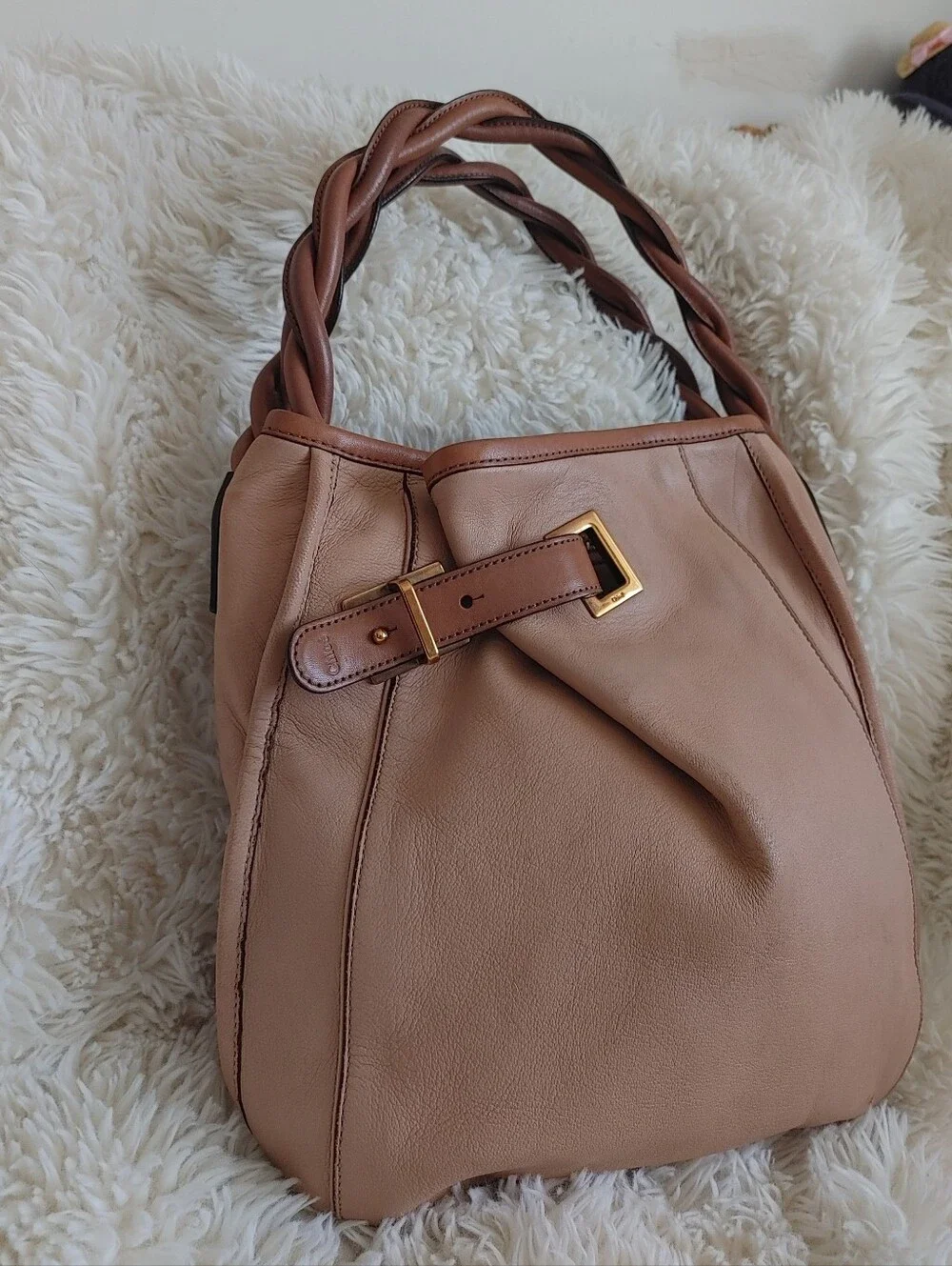 Chloe Amy Two Tone Leather Crossbody Bag - Picture 15 of 16